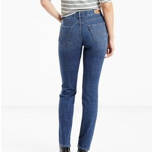 Levi's 525 straight leg jeans